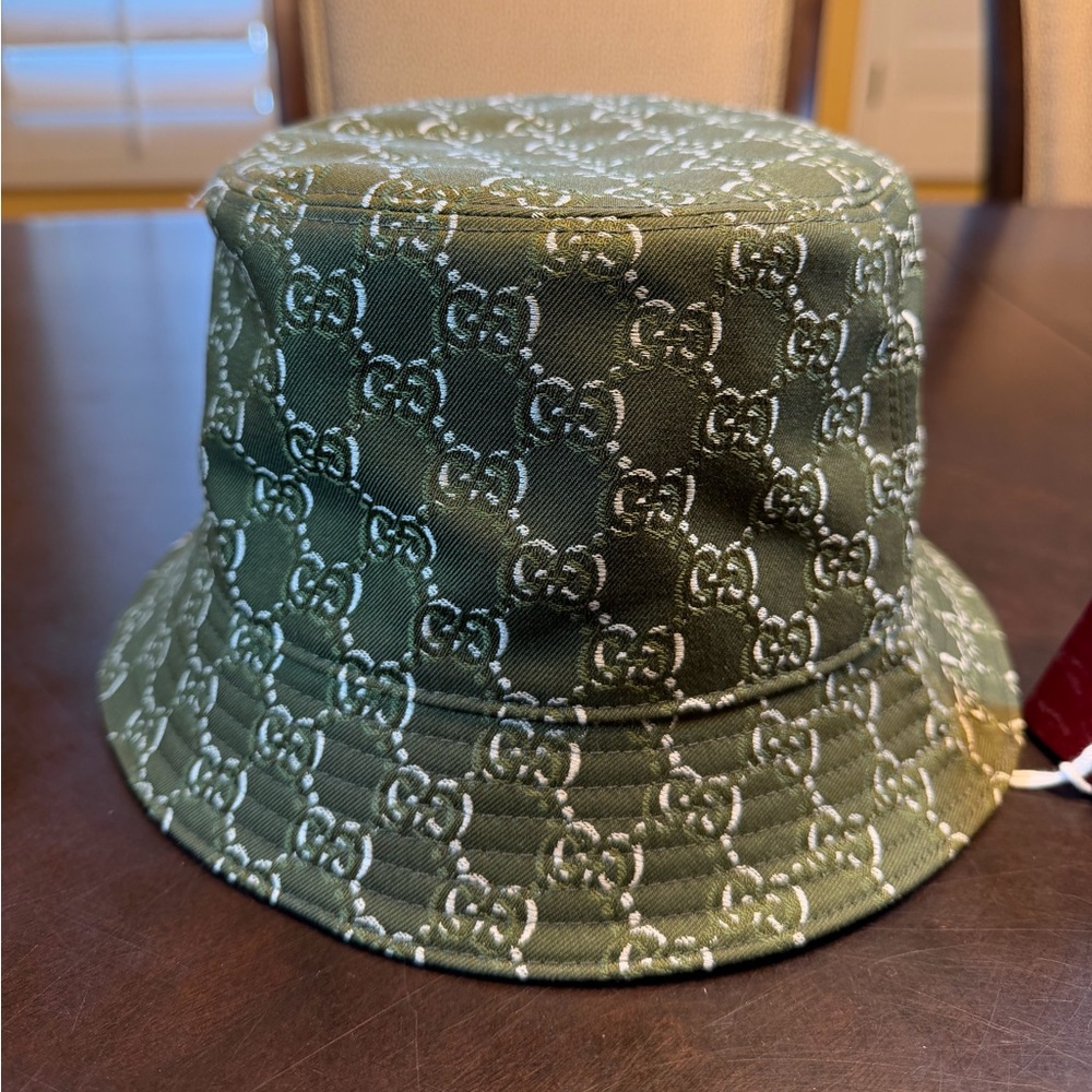 New Authentic Gucci GG Logo Bucket Hat Green - Picture 4 of 13